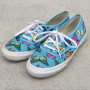 ⚠️SALE!⚠️Blue Vans w/ butterflies